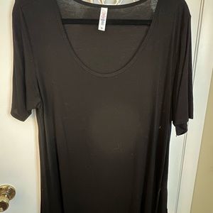 LuLaRoe Black T-Shirt size XL